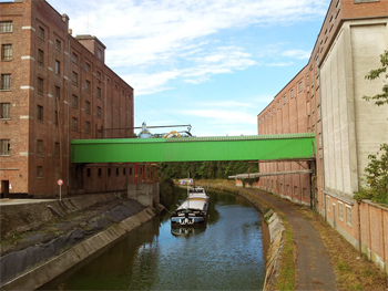 Castle_Malting_Canal_350.jpg